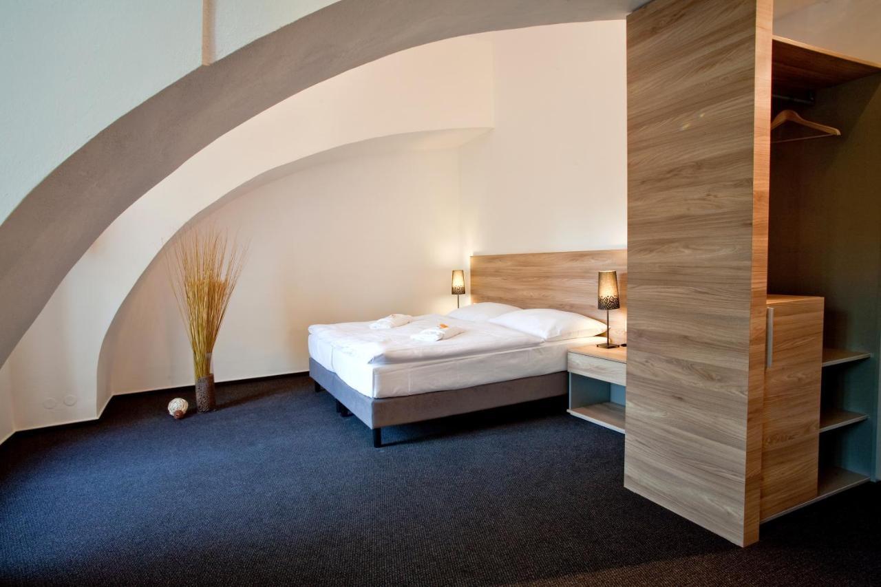 Hotel Zámecká Sýpka Blansko Esterno foto
